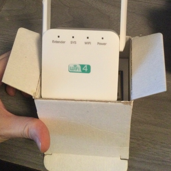 Wi-fi Range Extender - Picture 2 of 3